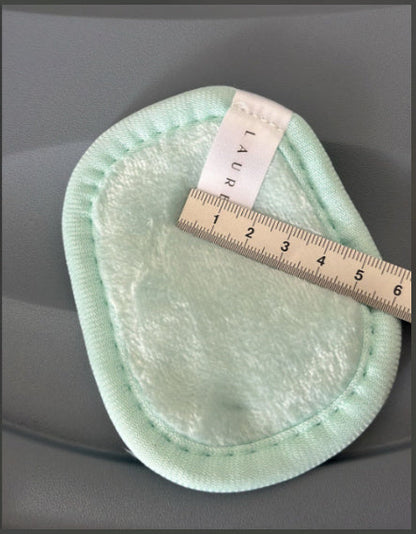 Eco-Friendly Reusable Makeup Remover Pad - Light Green Oval