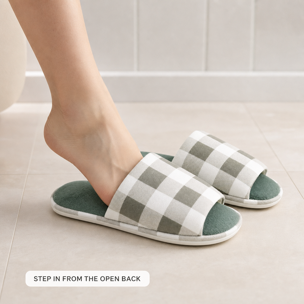 120 Pieces Adult Bath Slippers, Checkered Upper with Green or Pink Footbed, EU Size 38–41, 1 Pair