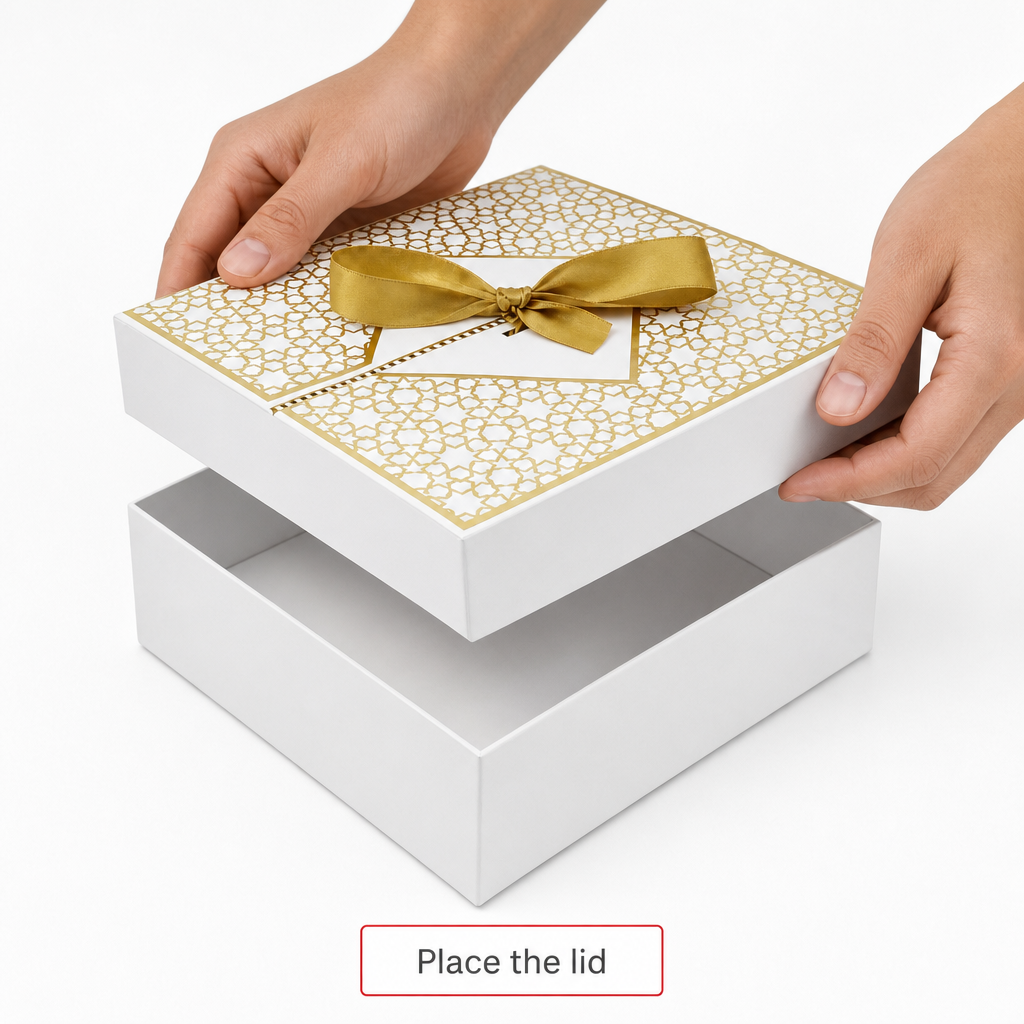 96 Pieces White Square Chocolate Box with Ribbon, 21.5 x 21.5 x 4.5 cm, 1 Piece