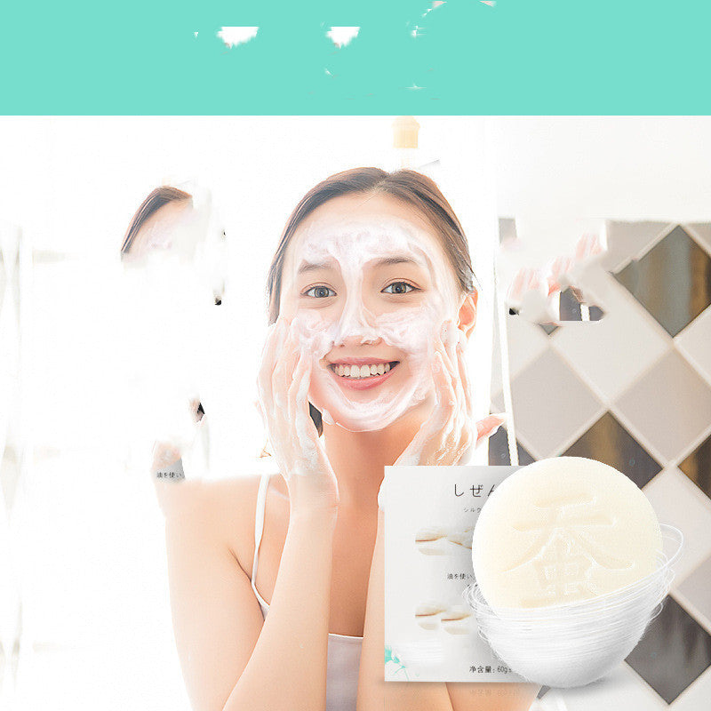 Natural Round Soap Bar - Eco-Friendly, Biodegradable, Plastic-Free